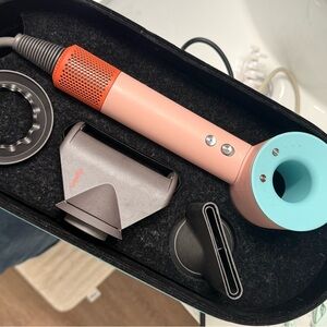 Dyson Supersonic Blow Dryer